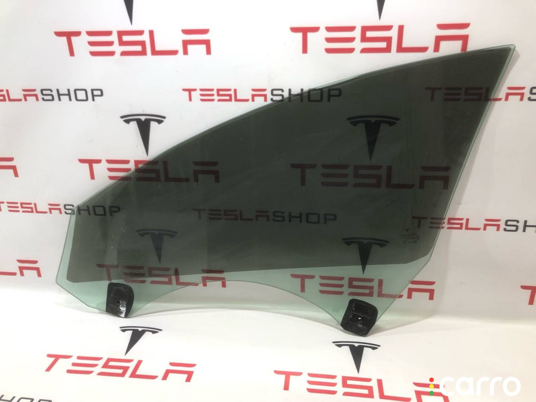 1077901-99-A, 156856900C стекло двери передней правой Tesla Model 3 2022г. - фото №1