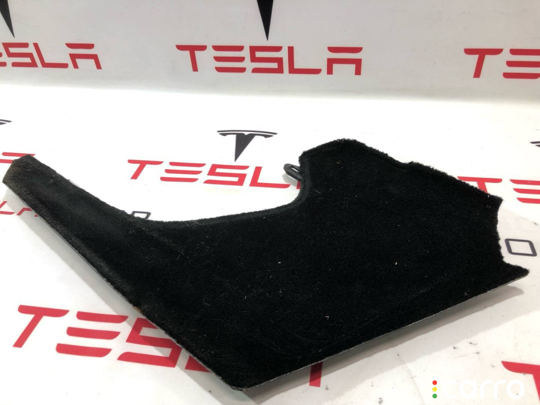 1008244-98-I, 1002387-00-F Накладка центральной консоли Tesla Model S 2016г. - фото №2