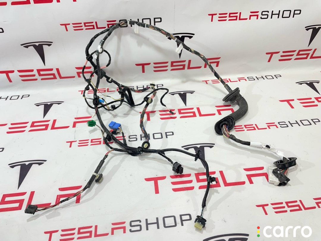3067963-00-C Электропроводка двери Tesla Model 3 2022г. - фото №1