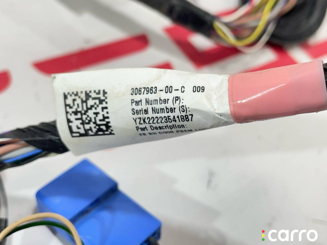 3067963-00-C Электропроводка двери Tesla Model 3 2022г. - фото №5