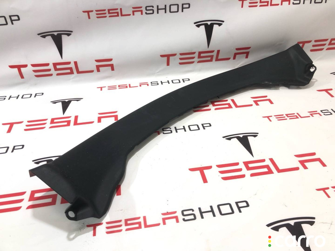 1132812-00-A Накладка крышки багажника Tesla Model 3 2022г. - фото №2