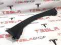 1132812-00-A Накладка крышки багажника Tesla Model 3 2022г. - фото №2