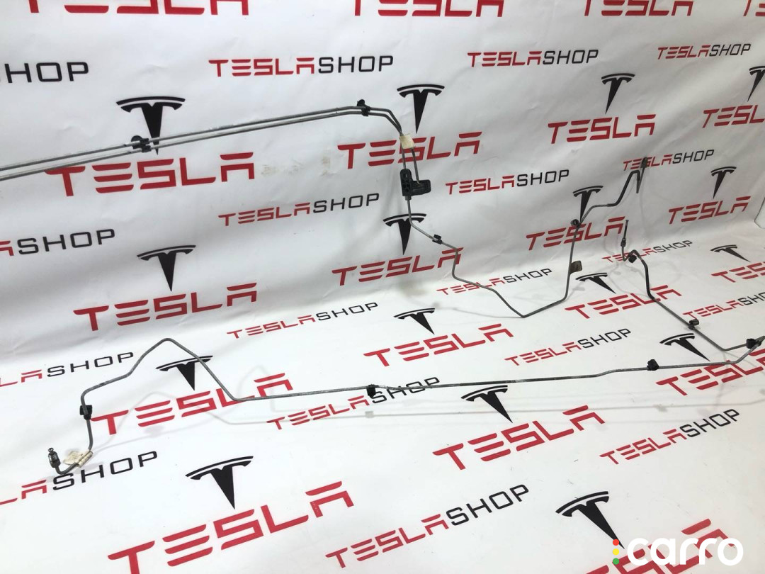 1044713-00-D, 1044715-00-C, 1044714-00-C трубка тормозная Tesla Model 3 2022г. - фото №1