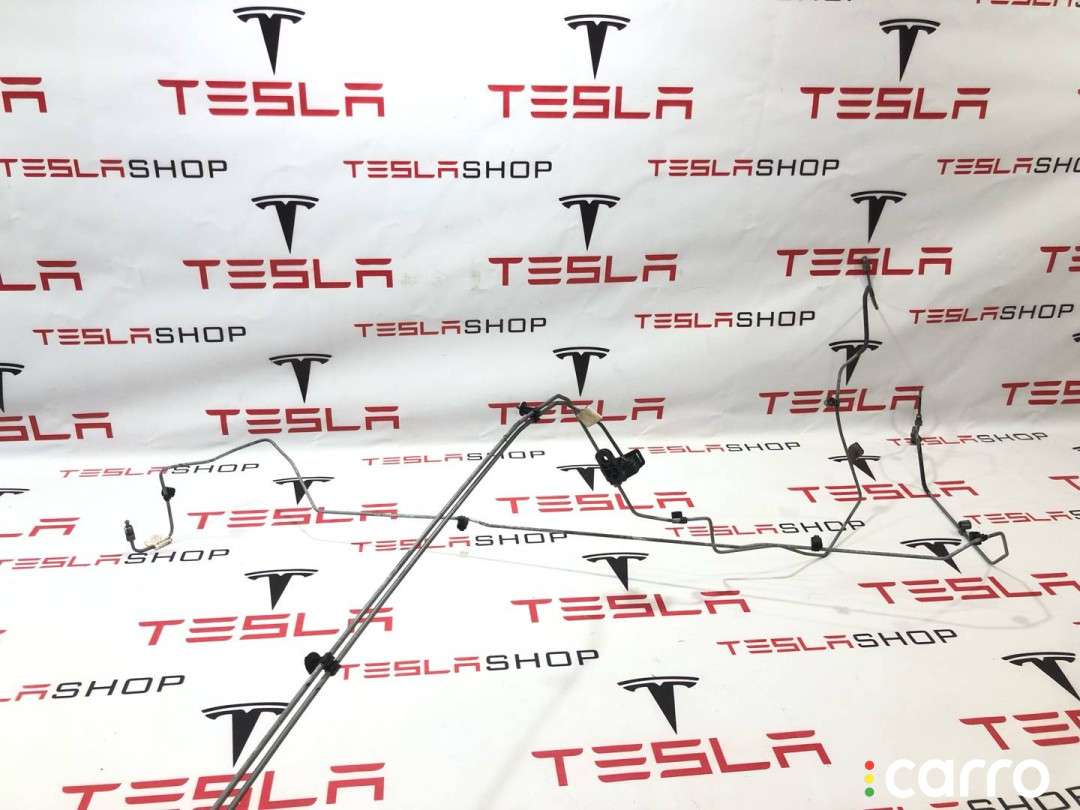 1044713-00-D, 1044715-00-C, 1044714-00-C трубка тормозная Tesla Model 3 2022г. - фото №2