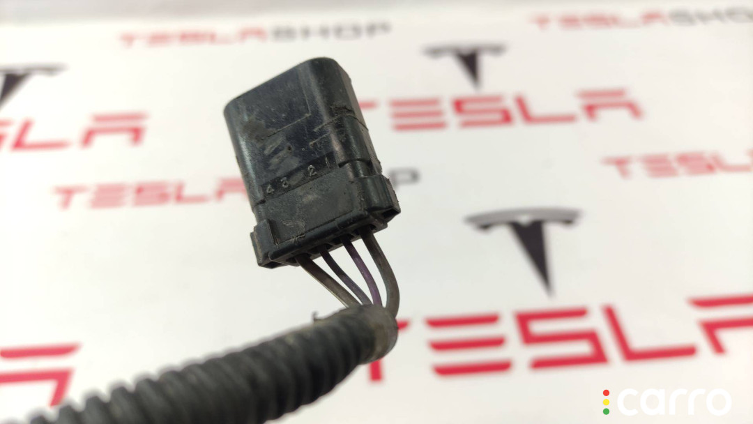 1004430-00-H разъем (фишка) проводки Tesla Model S - фото №3