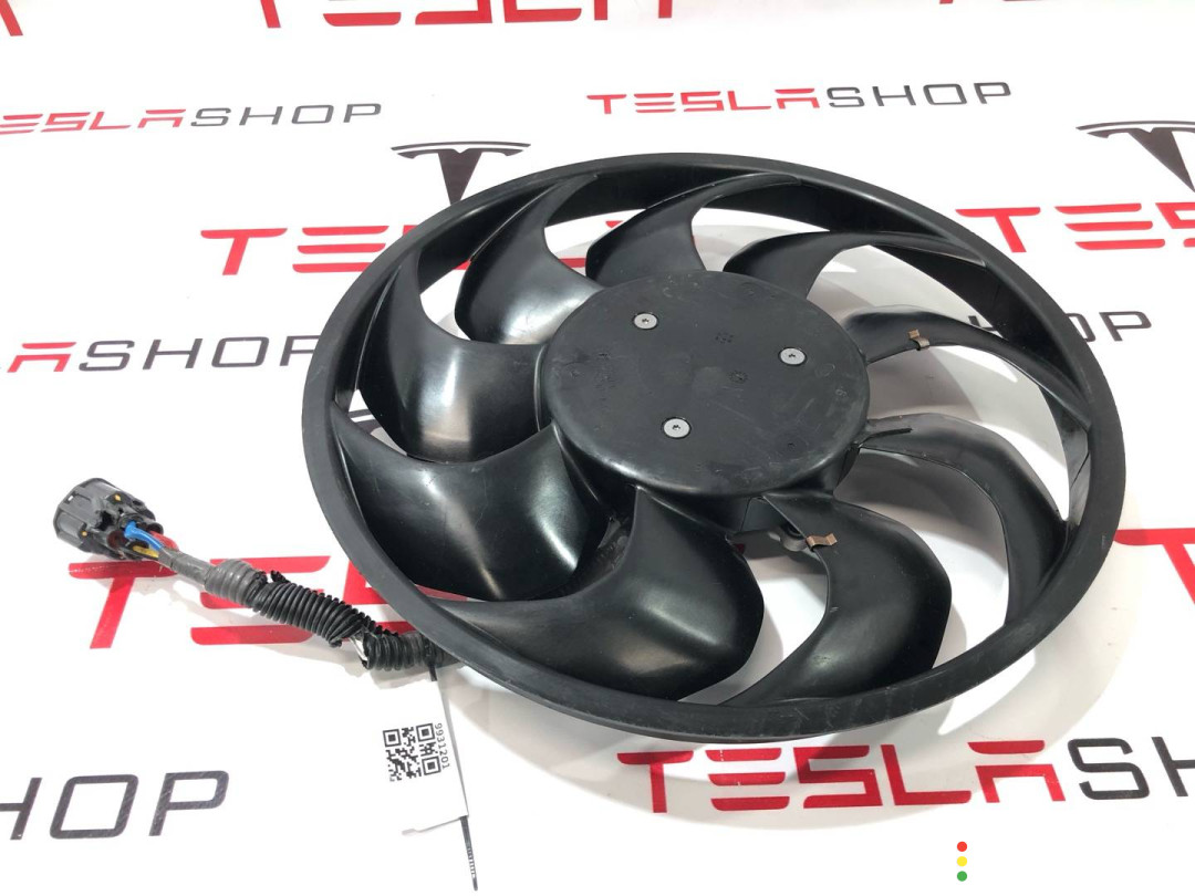 1077081-00-D, 1493995-00-B, KD954002 вентилятор кондиционера Tesla Model Y - фото №1