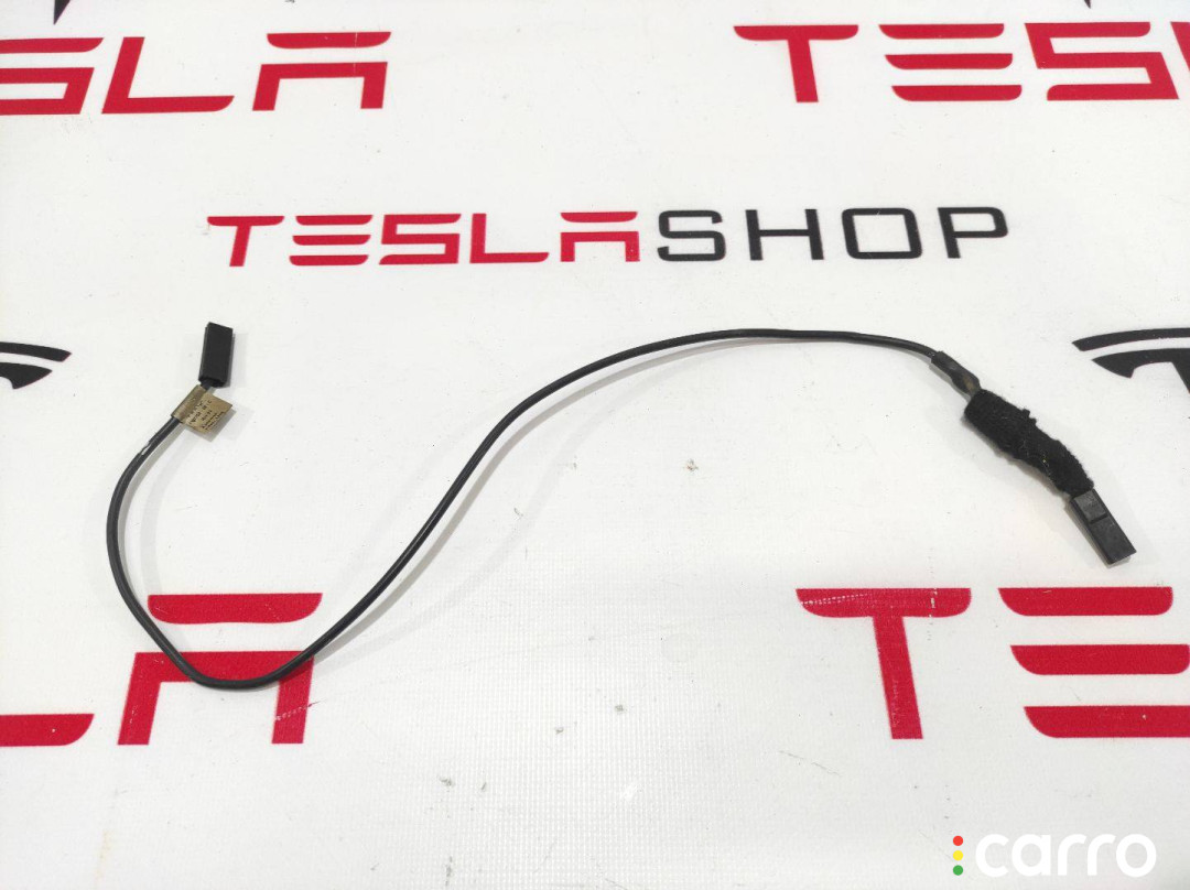 1102750-00-C антенна Tesla Model 3 - фото №1