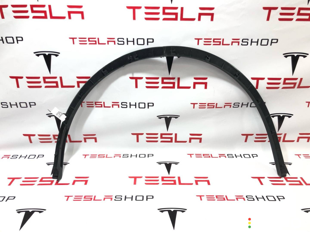 1494162-00-B, 1494186-00-B Молдинг крыла передний правый Tesla Model Y 2020г. - фото №2