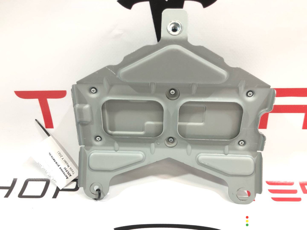 1527974-00-C усилитель антенны Tesla Model Y 2021г. - фото №5