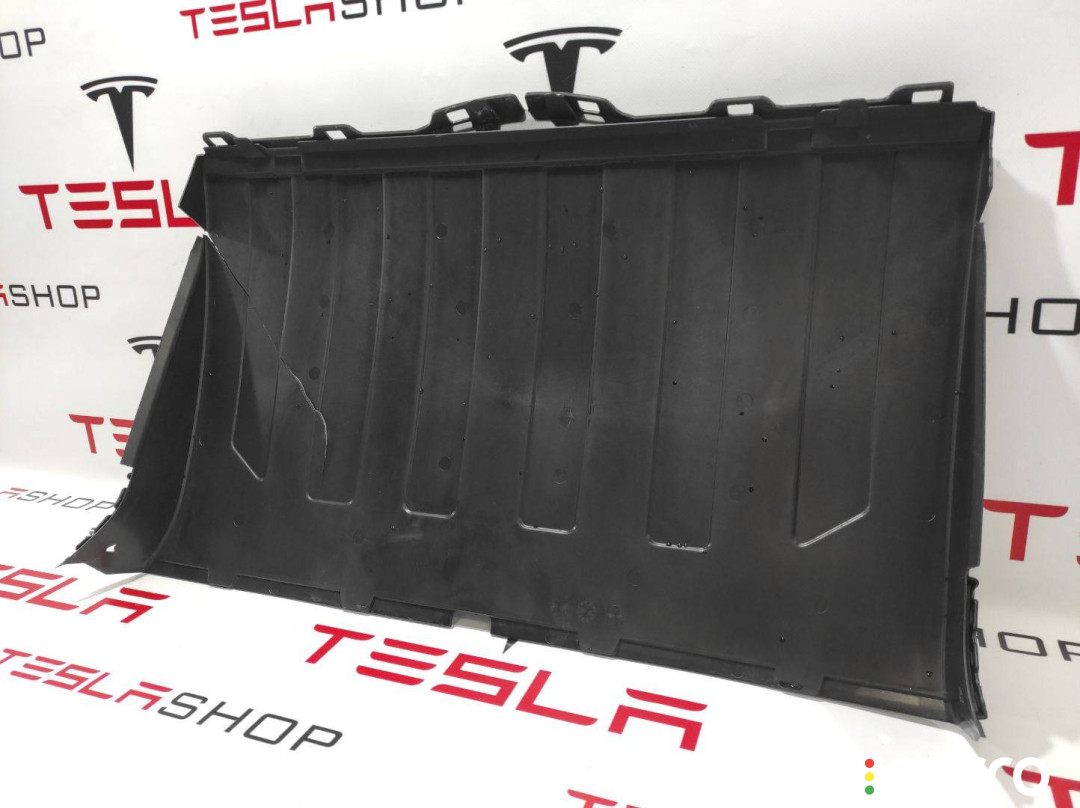 1034850-00-F, 1034853-00-F люверс переднего бампера Tesla Model X 2019г. - фото №4