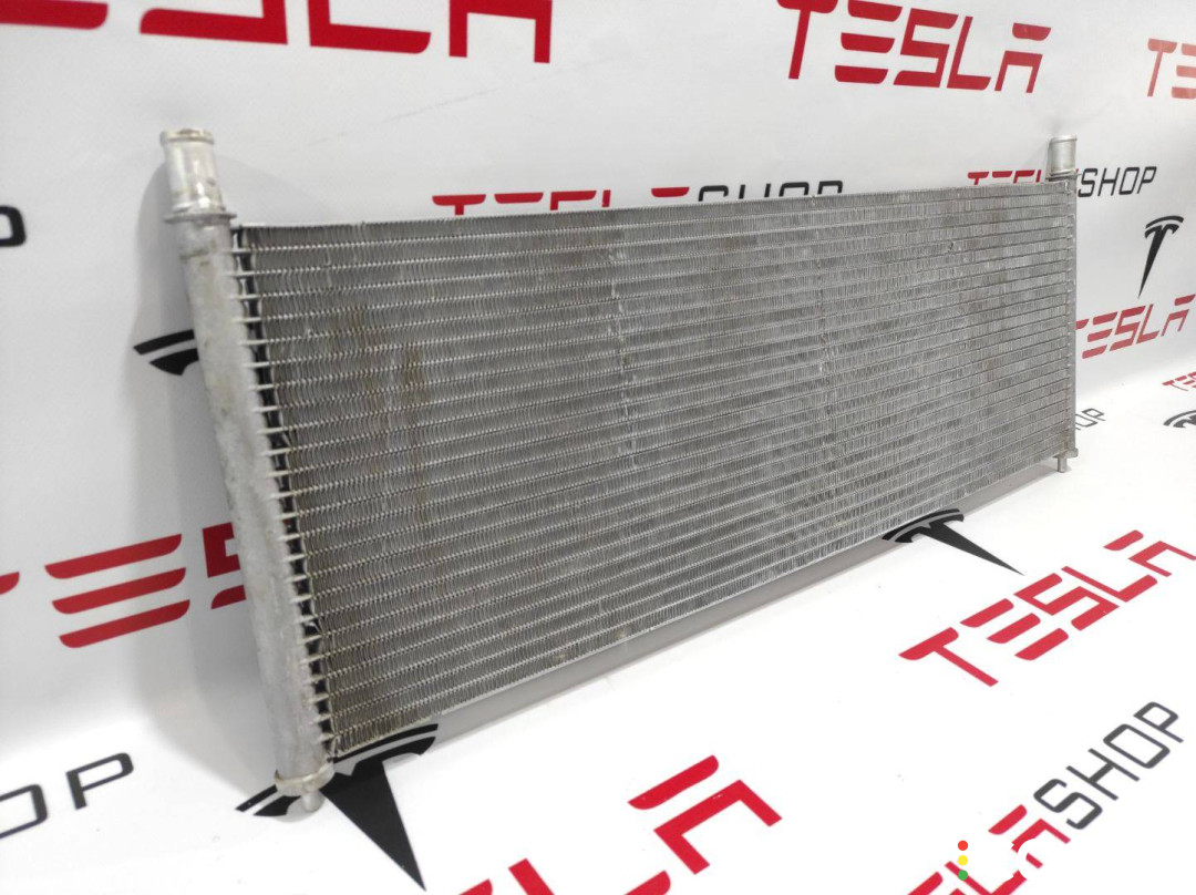 1048498-00-C радиатор основной Tesla Model X 2019г. - фото №2