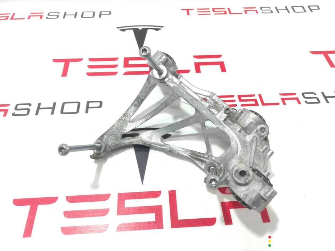 1464418-50-C Кронштейн компрессора кондиционера Tesla Model X 2019г. - фото №2