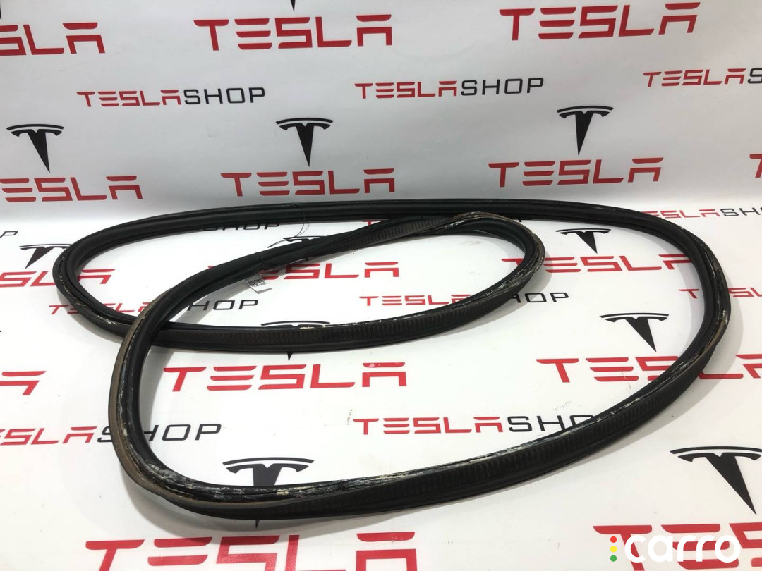 1459233-00-D, 1033038-00-B уплотнитель багажника Tesla Model X 2019г. - фото №2