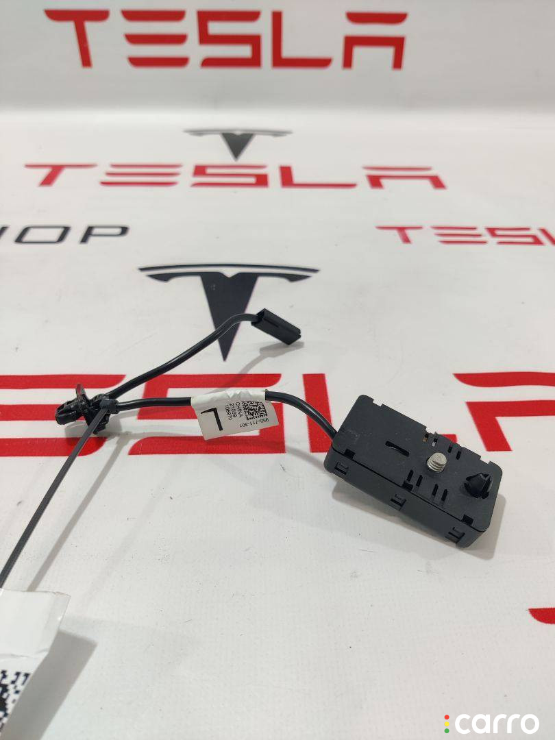 1509420-00-C, 1509420-00-A антенна Tesla Model Y 2021г. - фото №2
