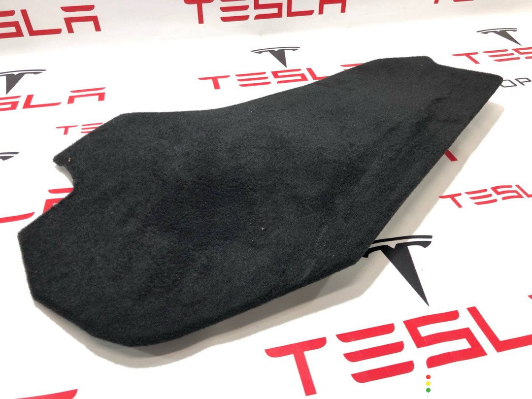1493061-00-S Накладка центральной консоли Tesla Model Y 2020г. - фото №2