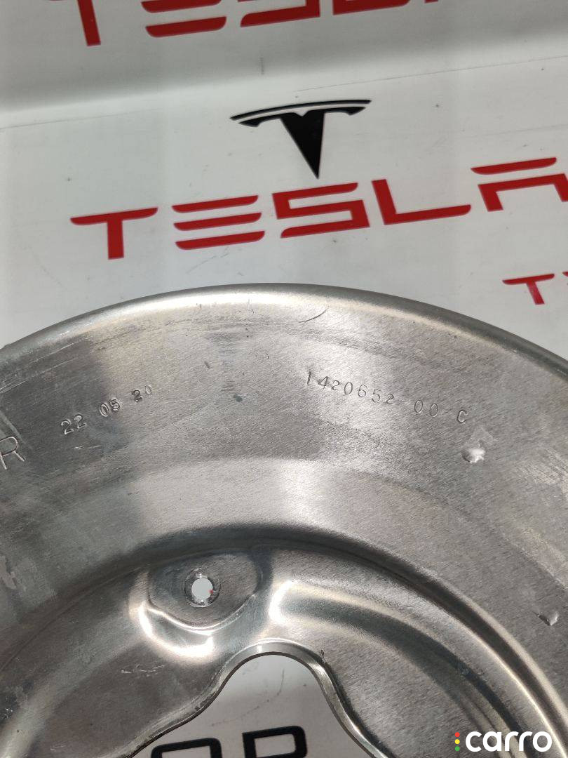 1420652-00-C Кожух тормозного диска Tesla Model S 2-й рест 2022г. - фото №3