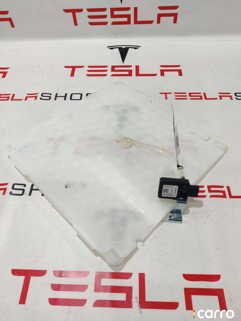 1062109-00-A датчик присутствия пассажира Tesla Model S 2018г. - фото №1