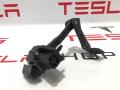 1110298-00-D, 0298-D, F-R20309 Ограничитель открывания двери передней Tesla Model 3 2021г. - фото №2