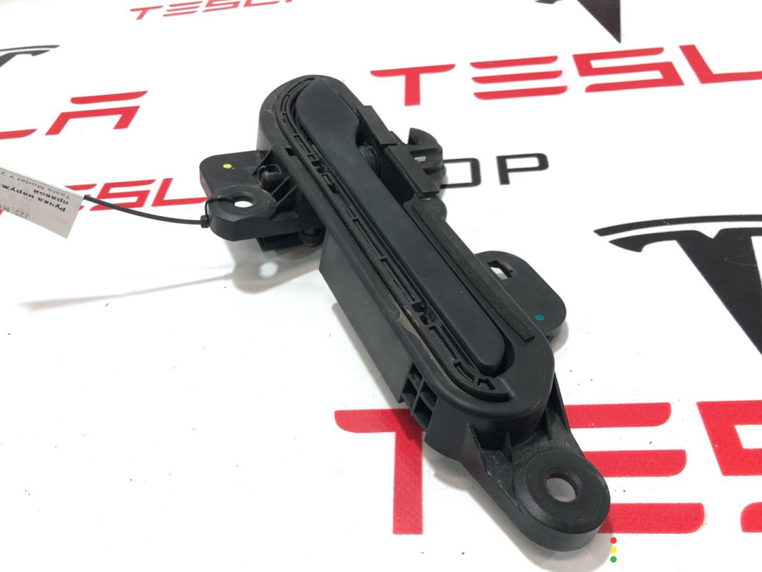 1528115-10-D ручка наружная двери правой Tesla Model Y 2021г. - фото №3