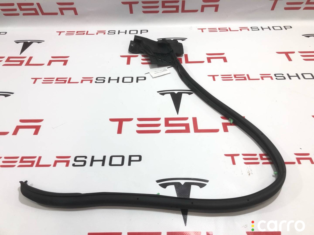 1615100-00-B Уплотнитель задней двери Tesla Model S 2-й рест 2022г. - фото №2