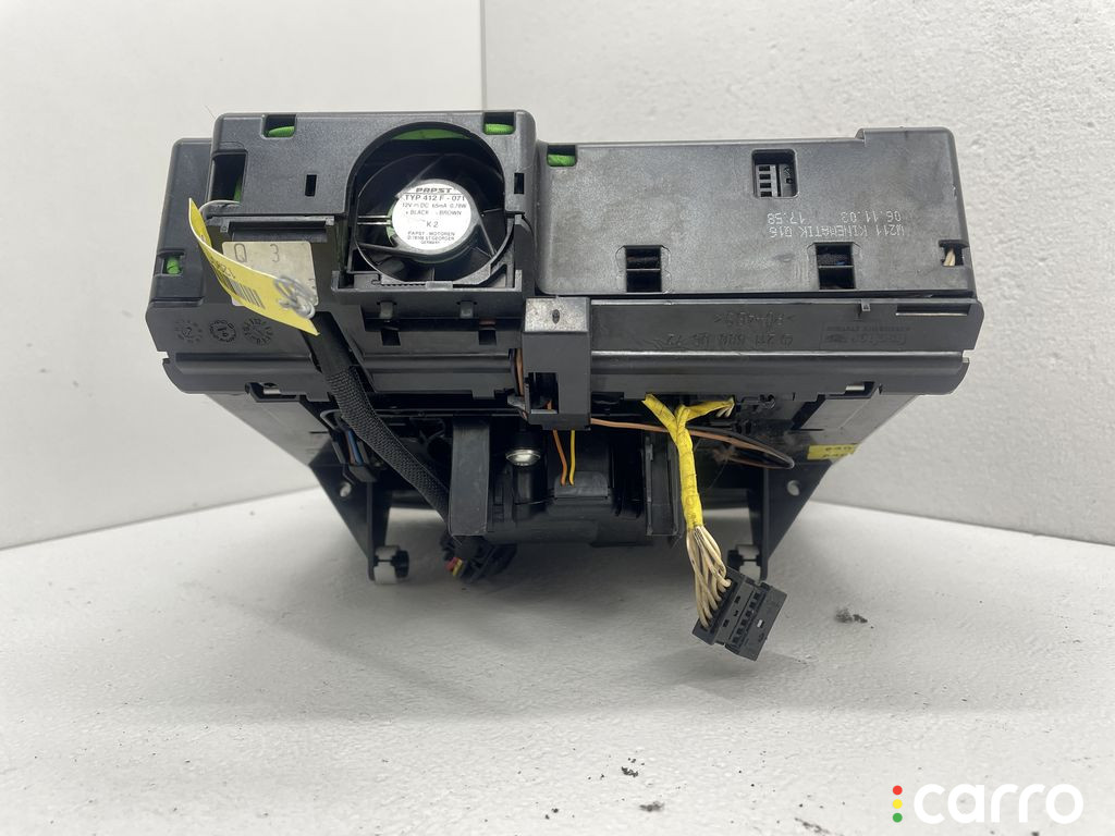 A2118218358, 2118218358 CD-чейнджер Mercedes E W211 2004г. - фото №2