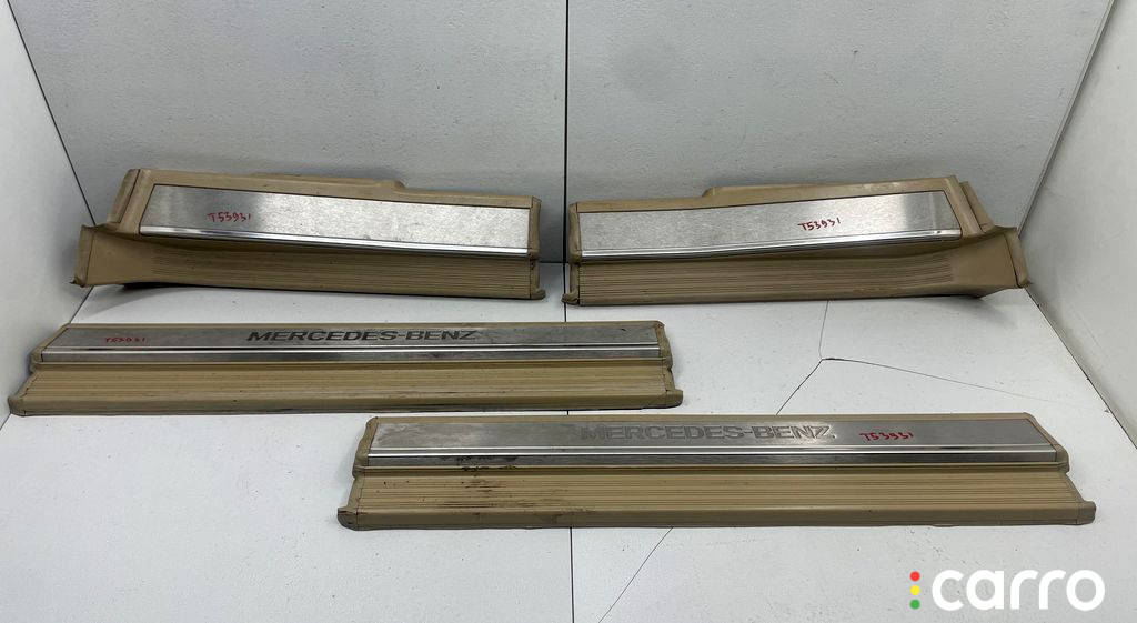 1406800535, 1406800335, 1406800435, A1406800535, A1406800335, A1406800435 Накладка на порог внутренняя (комплект) Mercedes S W140 1997г. - фото №1