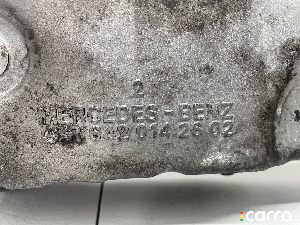 A6420142100, 6420142100 Картер Mercedes C W204 2011г. - фото №3