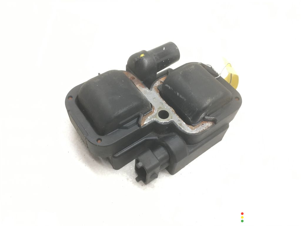 A0001587303, 0221503012, 0001587303 Катушка зажигания Mercedes C W202 1999г. - фото №2