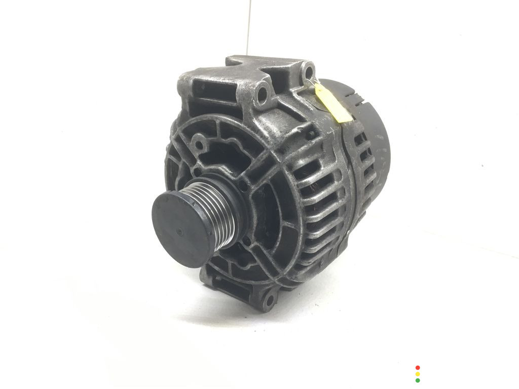 A0131543602, 0131543602 Генератор Mercedes C W202 2000г. - фото №1