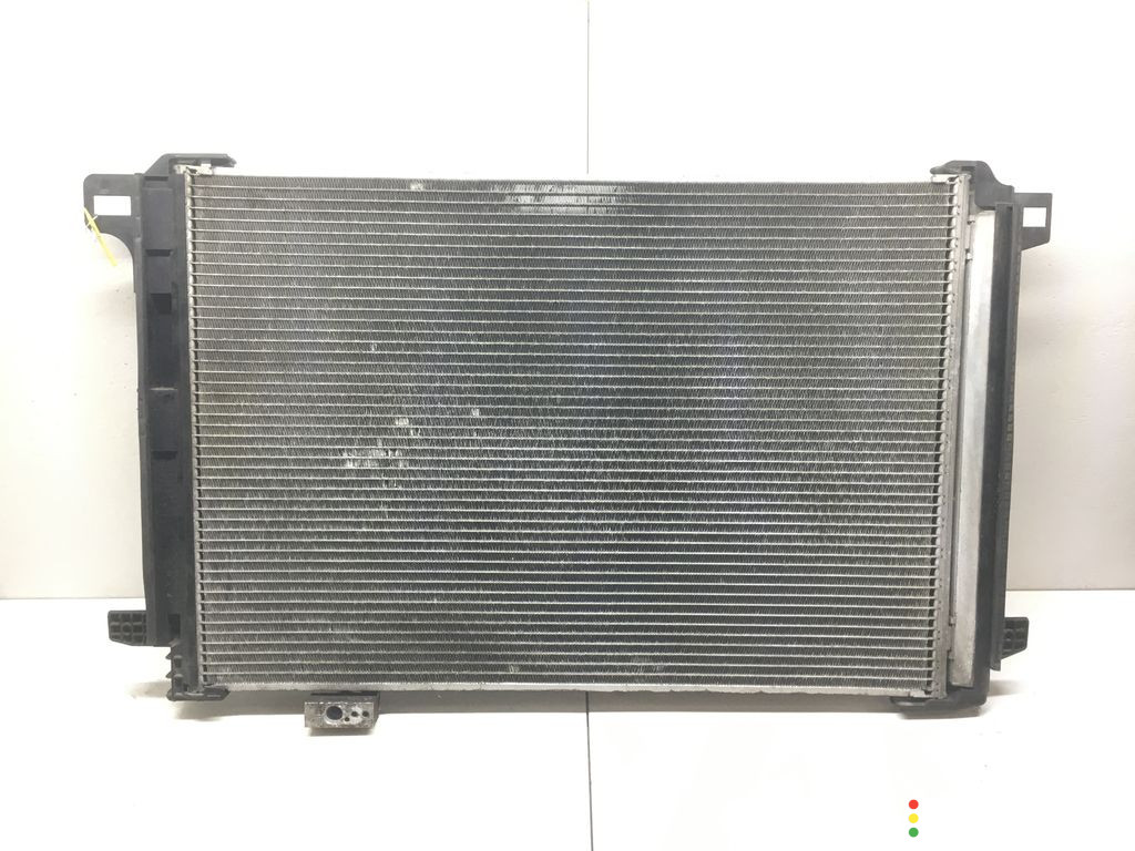 A2045000654, A2045000554, 2045000654, 2045000554 Радиатор кондиционера Mercedes E C207 2011г. - фото №1
