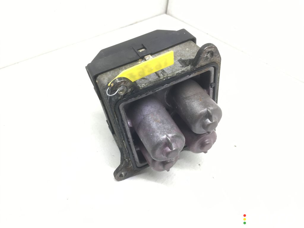 A0001591902, 0001591902 Подогреватель охлаждающей жидкости (антифриза) Mercedes CLK W209 2007г. - фото №2