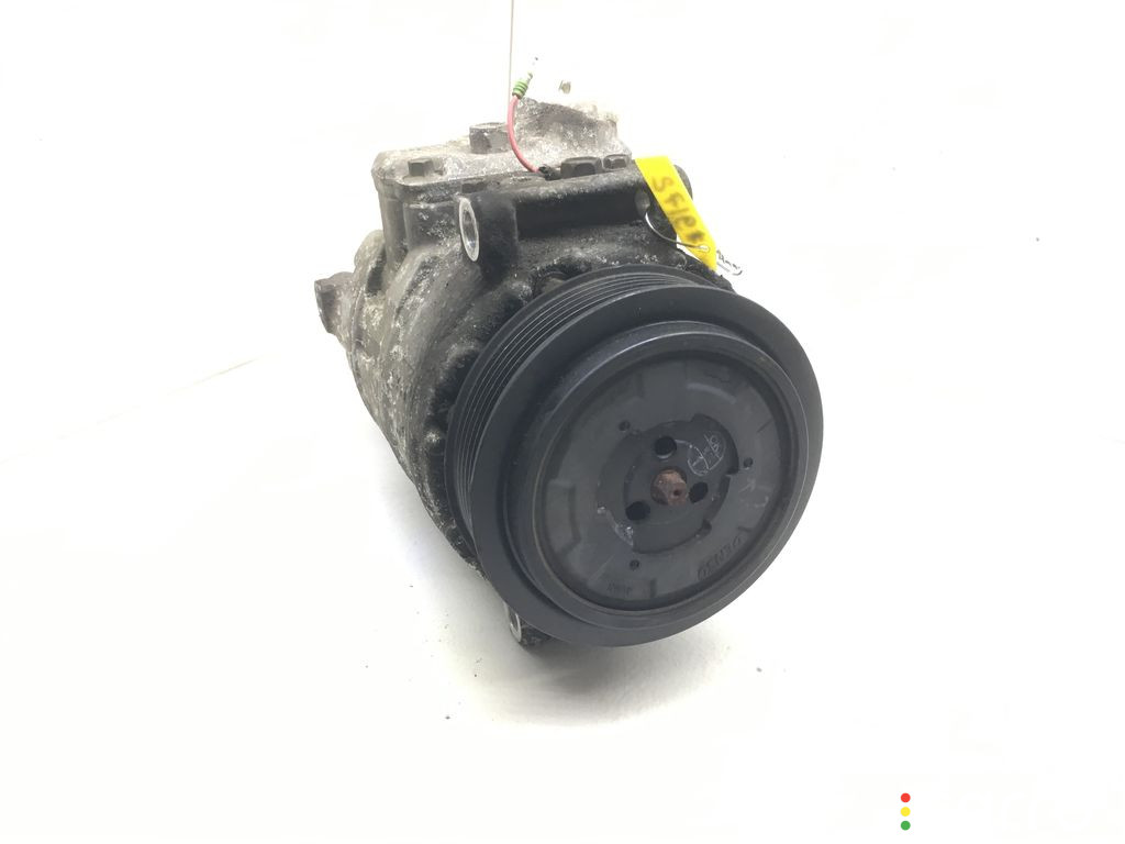 A0012305611, 0012305611 Компрессор кондиционера Mercedes C W203 2004г. - фото №1