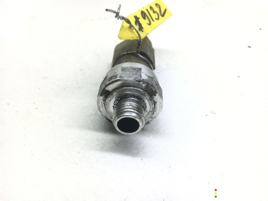 A2038211592, 2038211592 Датчик кондиционера Mercedes C W203 2004г. - фото №2