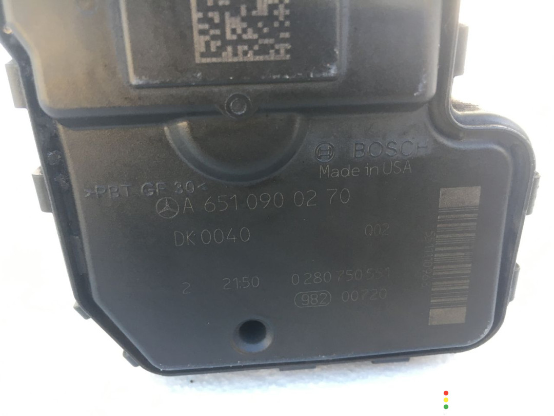 A6510900470, 6510900470, A6510900270, 6510900270 Заслонка дроссельная Mercedes C W205 2015г. - фото №3