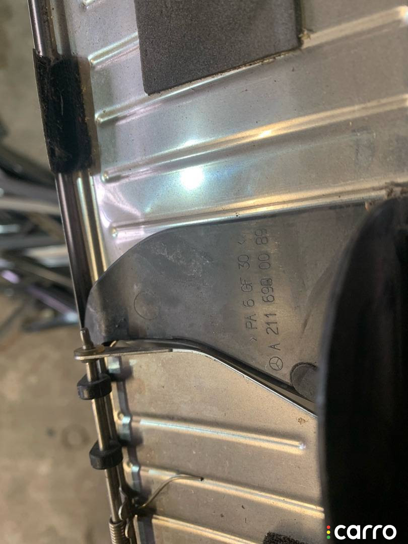 A2116900089 Накладка внутренняя на заднюю панель кузова Mercedes-Benz E W211/S211 2004г. - фото №3