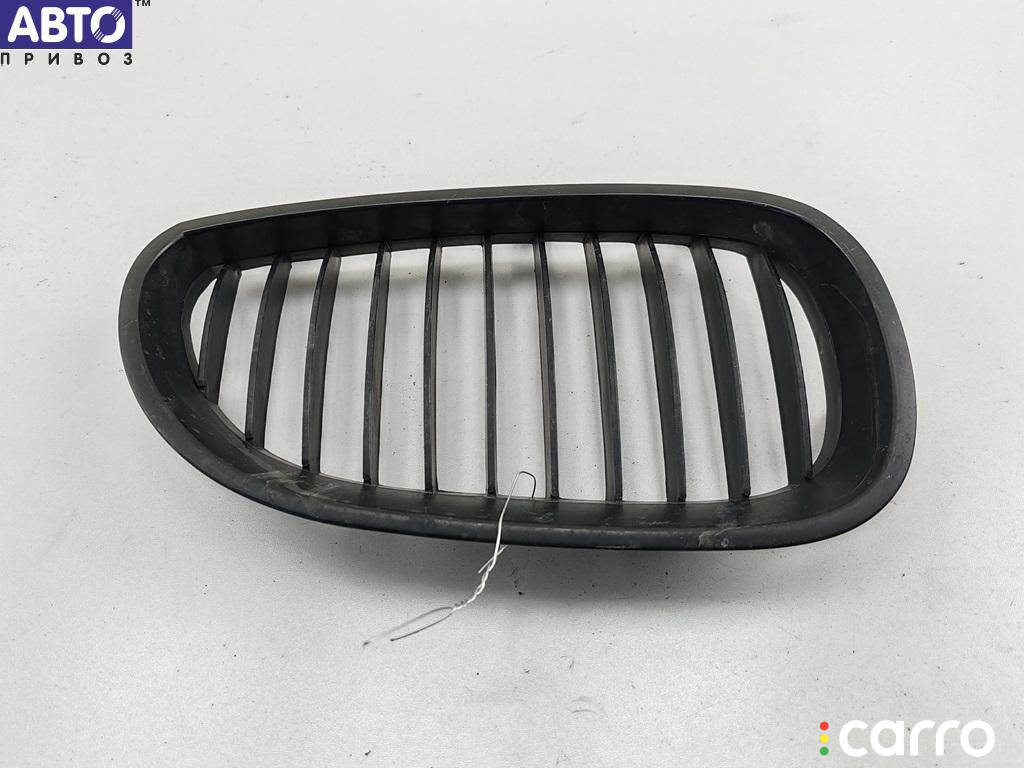 7027061 Решетка радиатора BMW 5 E60/E61 (2003-2010) 2006г. - фото №1