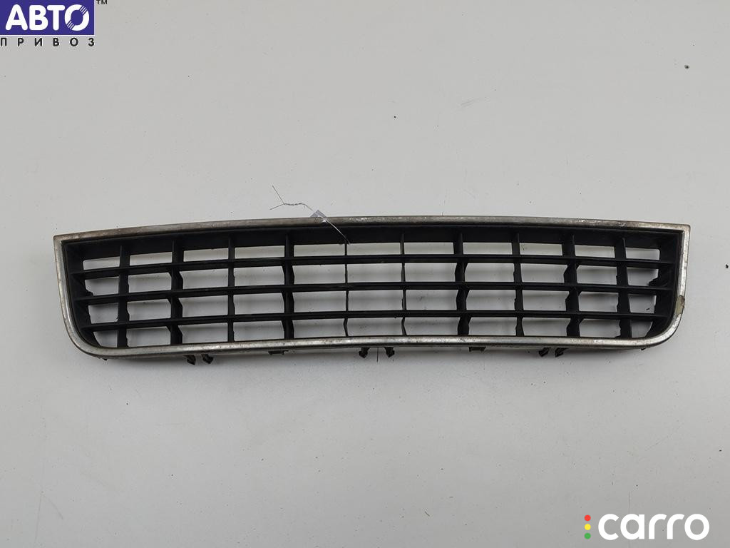 4B0807683 Решетка радиатора Audi A6 C5 (1997-2005) 2002г. - фото №1