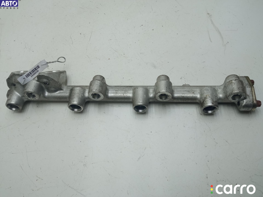Рампа (рейка) топливная Mitsubishi Space Runner (1999-2004) 2000г. - фото №1