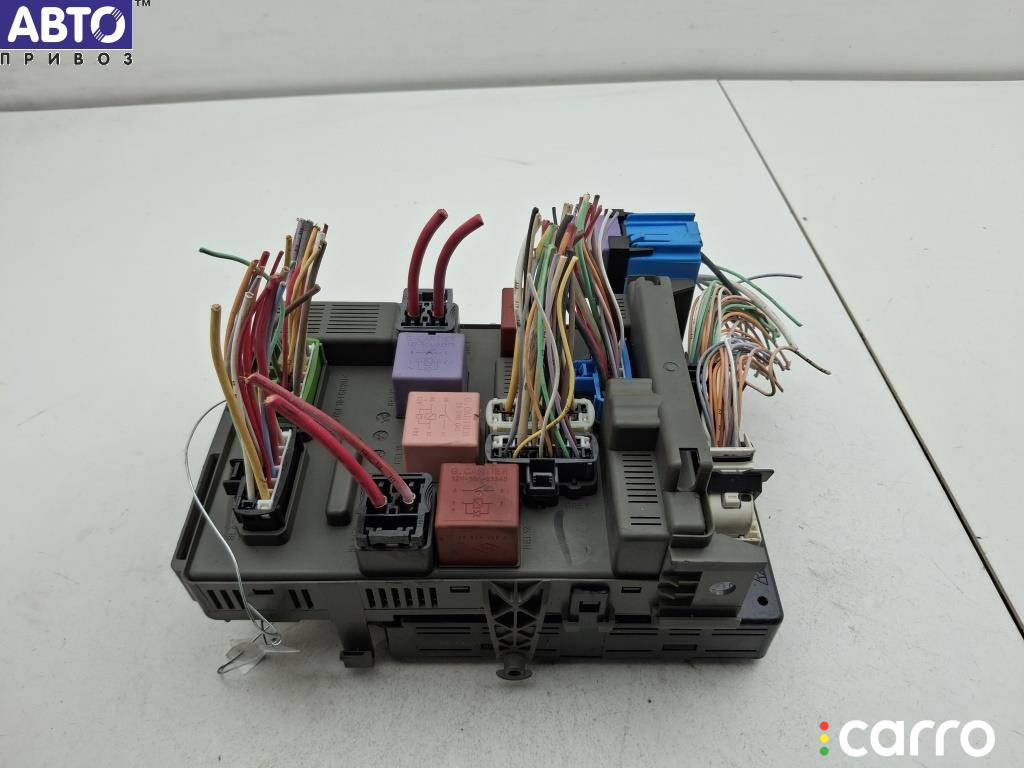 8200371614, 8200574813, 8200534446 Блок предохранителей Renault Laguna 2 (2001-2007) 2005г. - фото №1