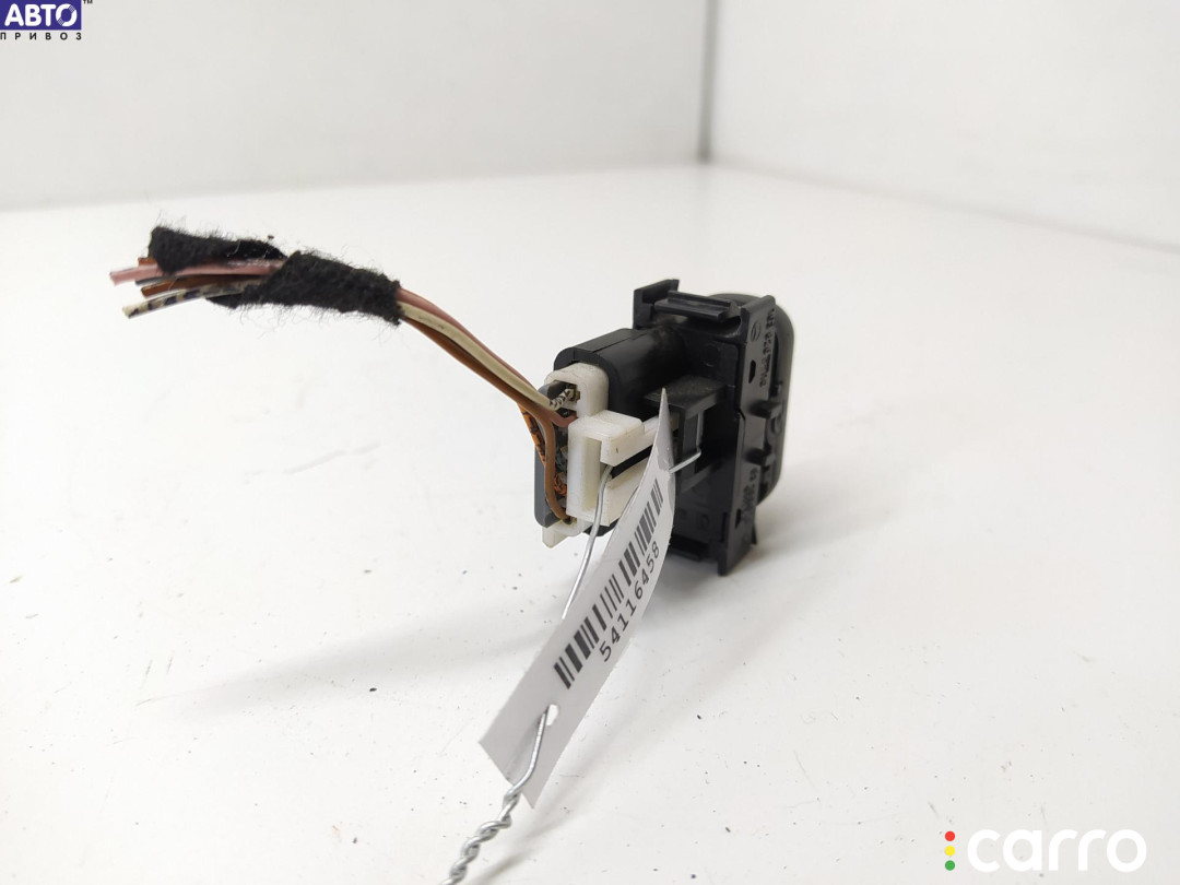 1638200210 Кнопка обогрева сидений Mercedes ML W163 2002г. - фото №2
