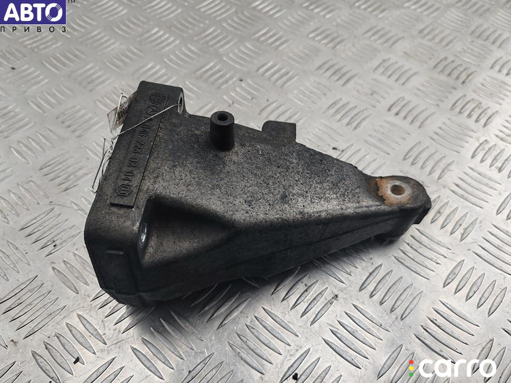 6462230204 Кронштейн двигателя опорный Mercedes Vito W639 (2003-2014) 2006г. - фото №1