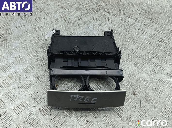 8253125 Подстаканник BMW X5 E53 (1999-2006) 2003г. - фото №1