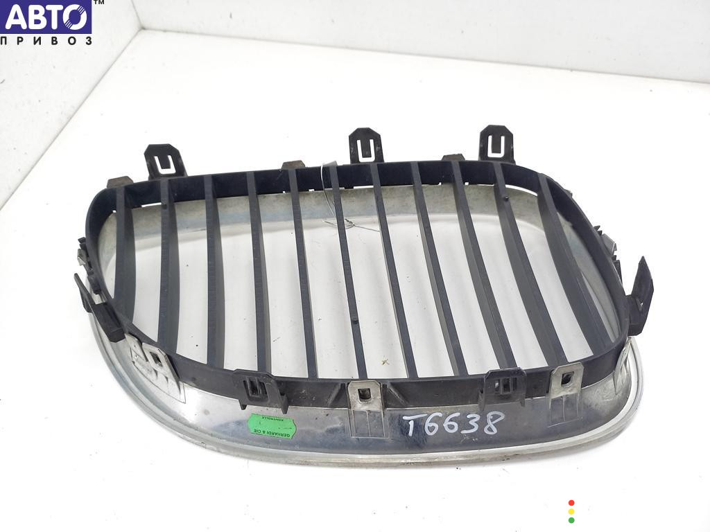 7027061, 70657701 Решетка радиатора BMW 5 E60/E61 (2003-2010) 2003г. - фото №2