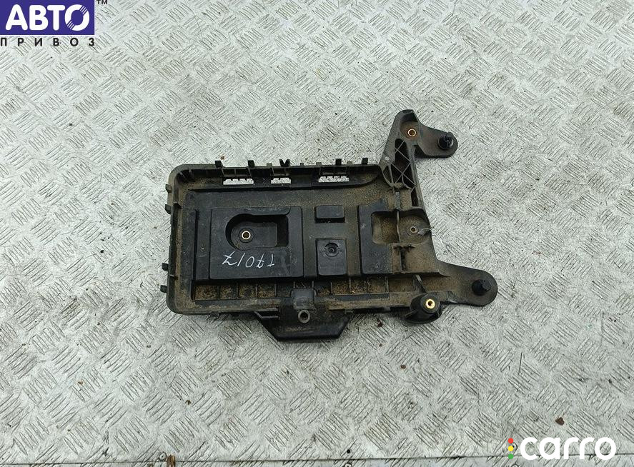 Кожух аккумулятора (короб АКБ) Volkswagen Passat B6 2008г. - фото №1