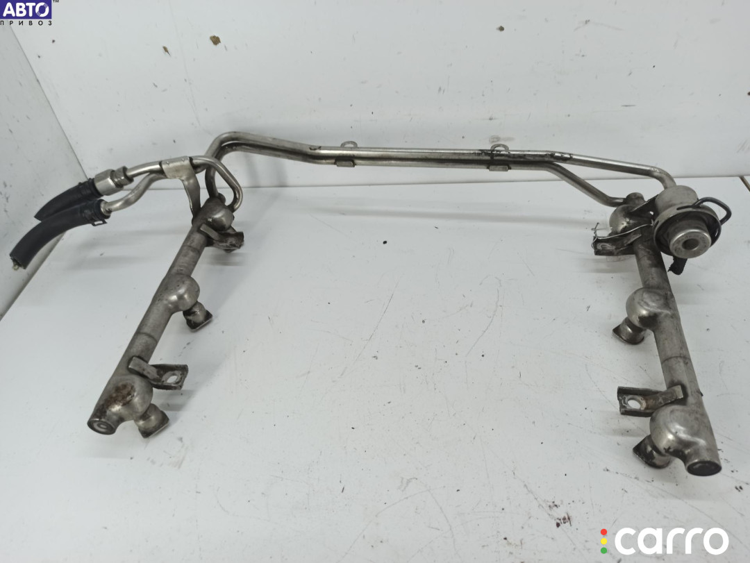 06C133681J Рампа (рейка) топливная Audi A4 B6 (2001-2004) 2002г. - фото №2