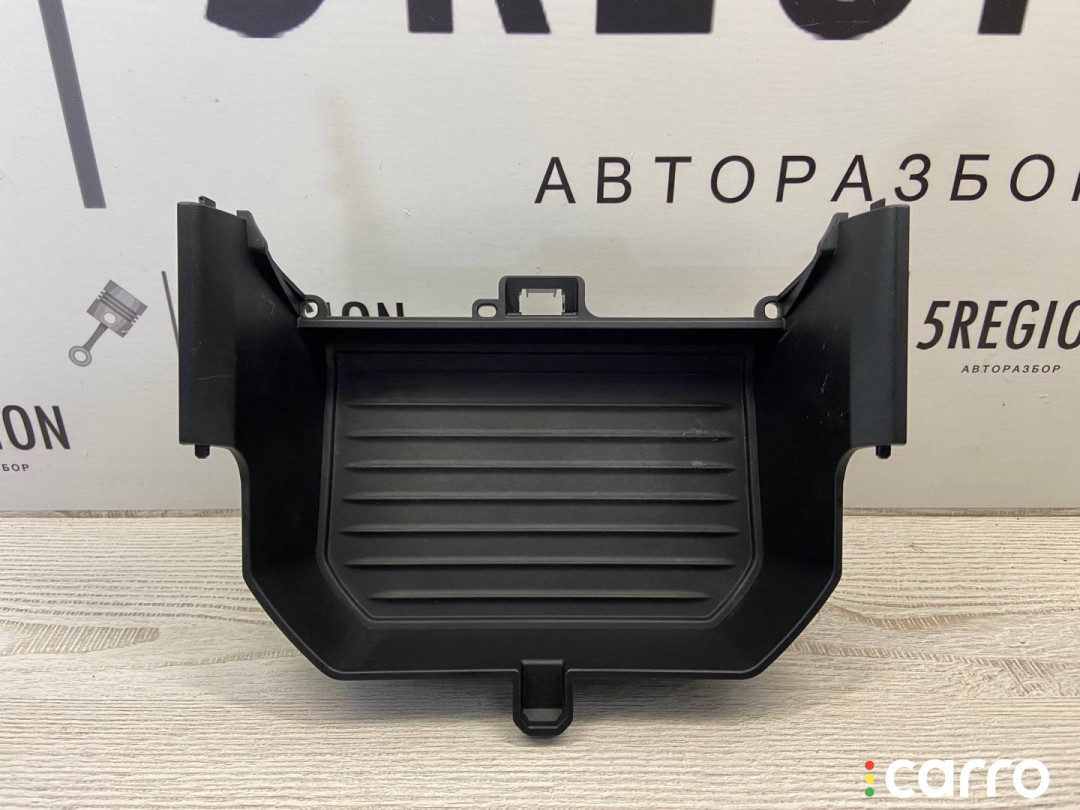 6819878 Подстаканник BMW 5 G30/G31 2019г. - фото №1