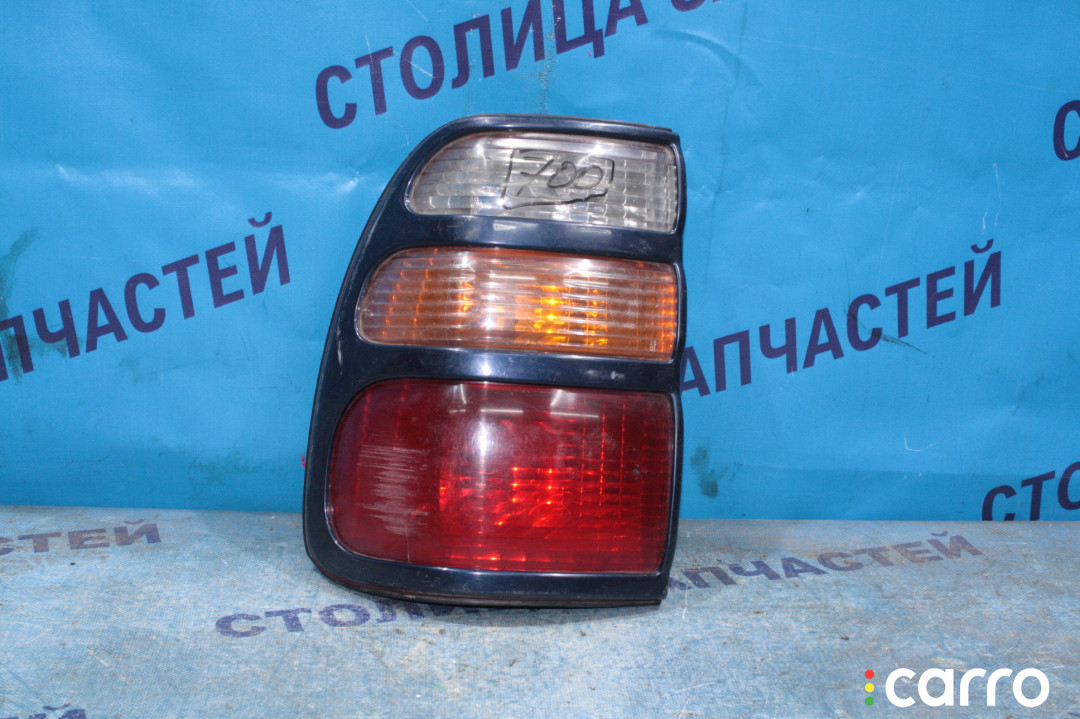 Стоп-сигнал TOYOTA LAND CRUISER - фото №1