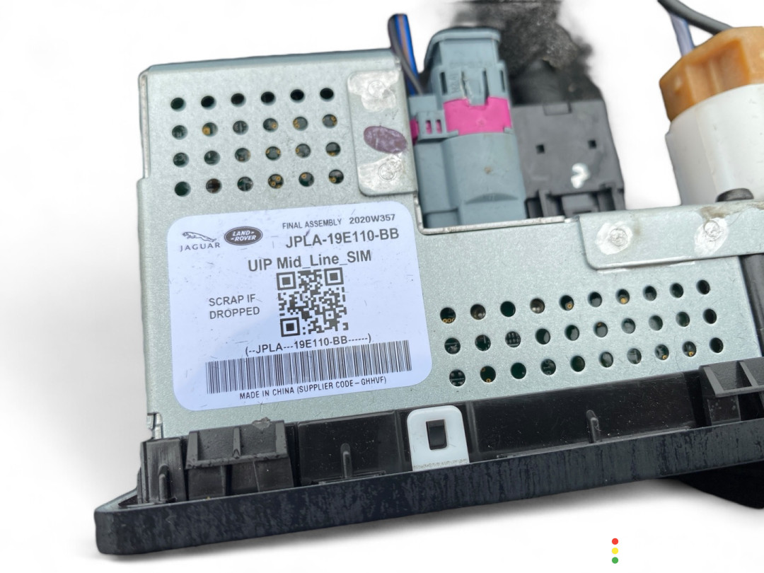 LR106219, JPLA-19E110-BB, T2R34229 Разъем AUX / USB Land Rover Discovery Sport 2020г. - фото №4