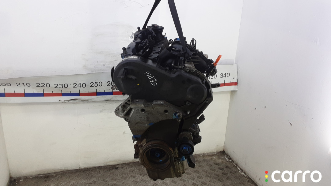 CFG, 03L100090J Двигатель дизельный VOLKSWAGEN PASSAT CC 2010г. - фото №1