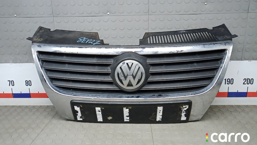 Решетка радиатора VOLKSWAGEN PASSAT B6 B6 2008г. - фото №1